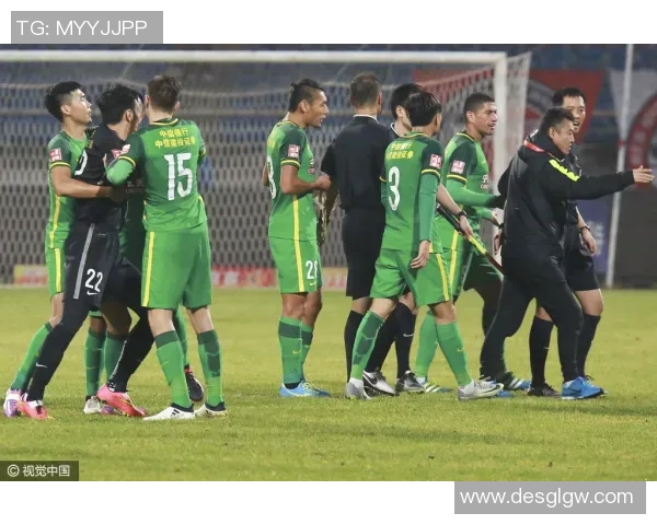 杭州足球队与北京足球队赛后战术分析与复盘探讨 杭州足球队与北京足球队赛后战术分析与复盘探讨